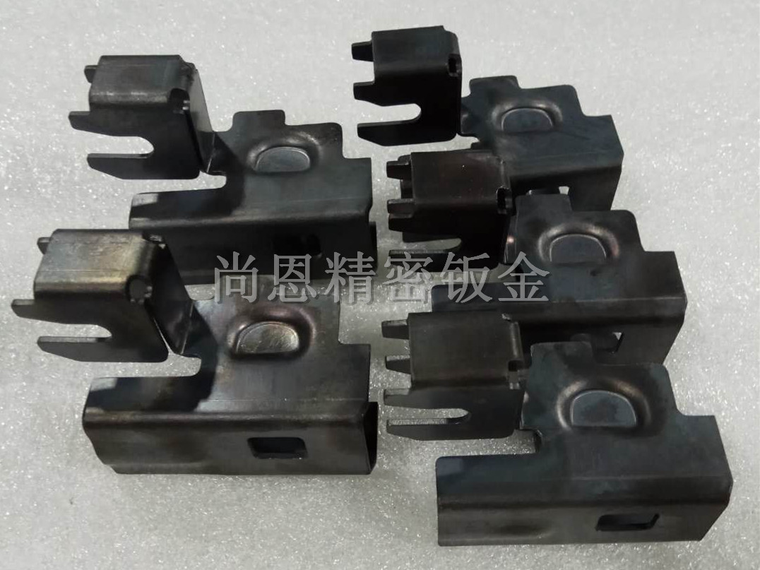 冷板，鍍鋅板，下料，折彎，噴粉，烤漆鈑金件